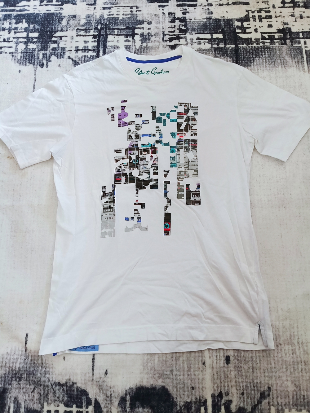 Robert Graham White Short Sleeve Tee with Multicolor Abstract Grid